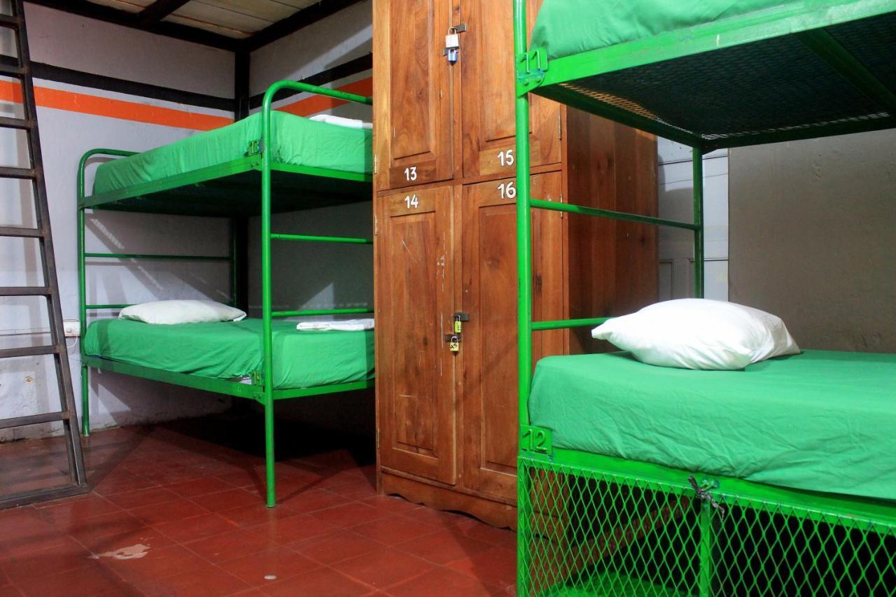 Bigfoot Hostel León 外观 照片
